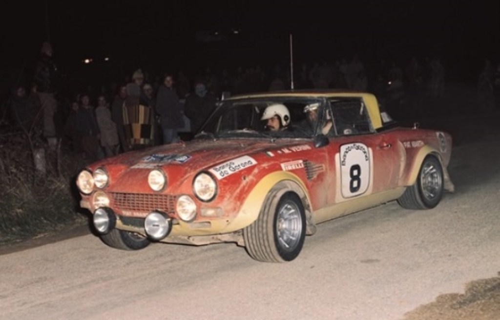 MITOS QUE PUEDES TENER EN SLOT: FIAT 124 ABARTH SPIDER DE SCALEXTRIC.