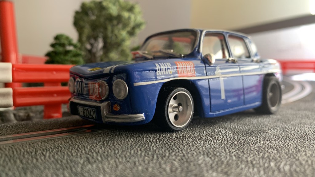 SUPERTUNING: «Renault 8 TS Teamslot power by ThunderSlot Mach21»