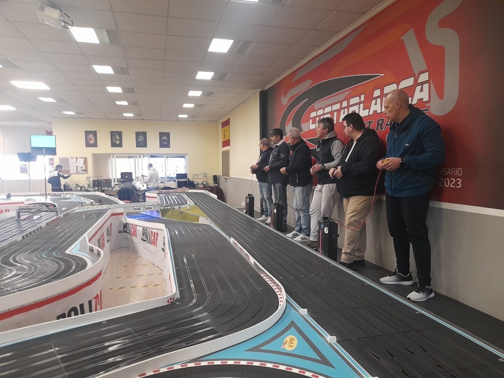 CRÓNICA DE UNA CARRERA CUALQUIERA DE HYPERCAR/GT3 EN EL&nbsp;COSTABLANCA